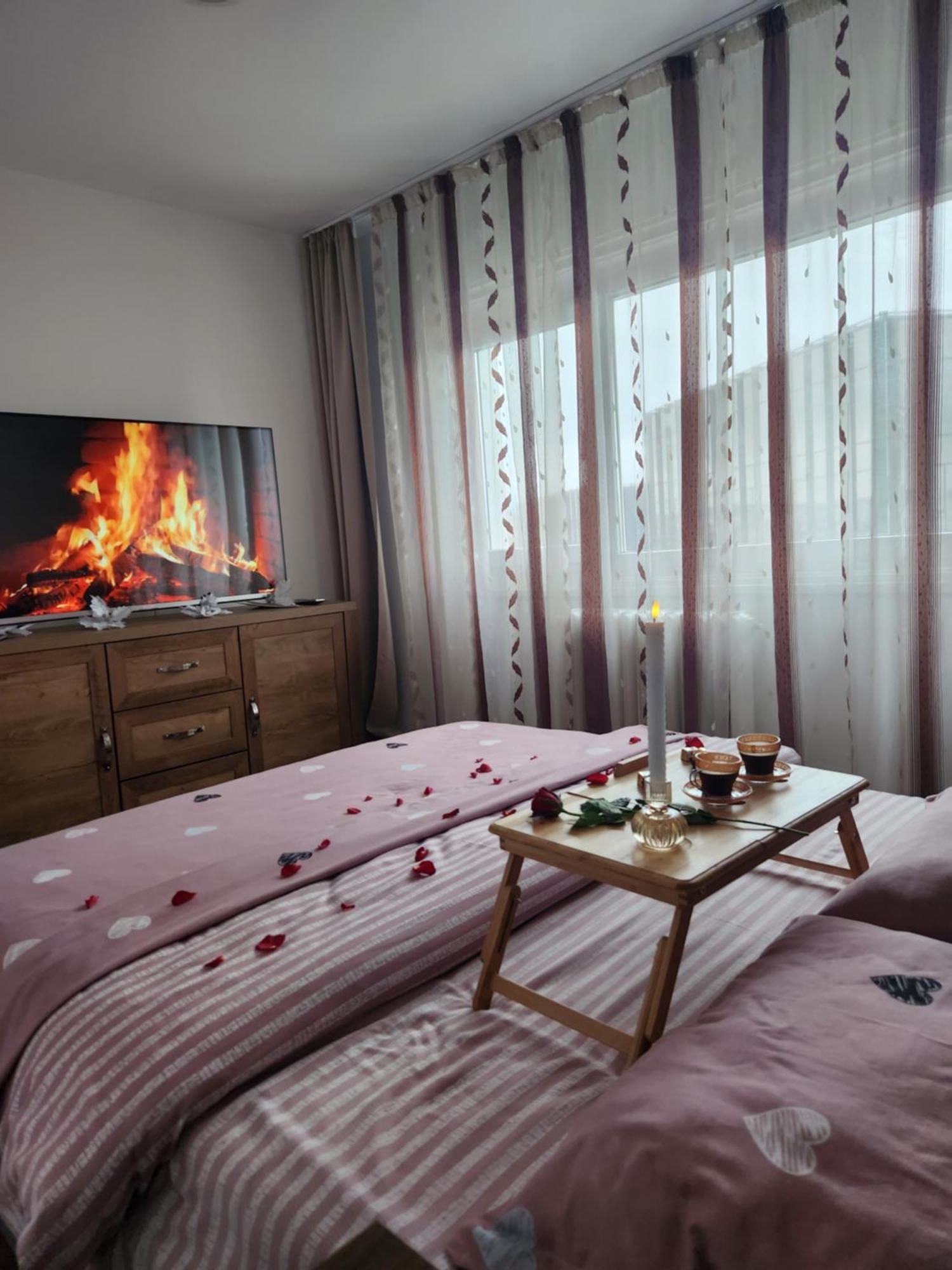 Apartament 3 Camere Palas Iasi Extérieur photo